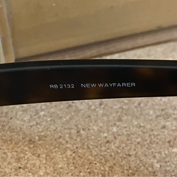 Rayban Wayfarer Classic Matte Brown Tortoise POLARIZED RB2132 - Picture 9 of 14